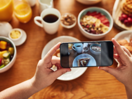 Why Braggers Are Disliked On Social Media And Why You Should Avoid Being One Of Them? bragger, showoff, flaunt, boastful